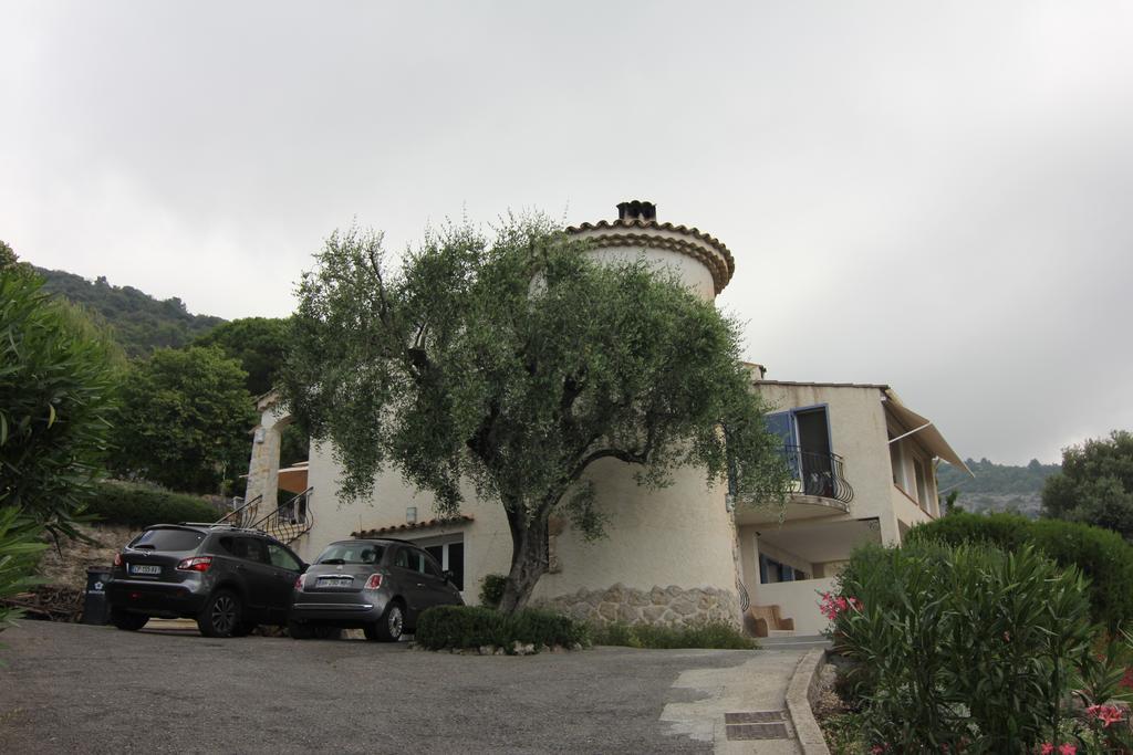 Bed and Breakfast La Tourrette Tourrettes-sur-Loup Exteriér fotografie