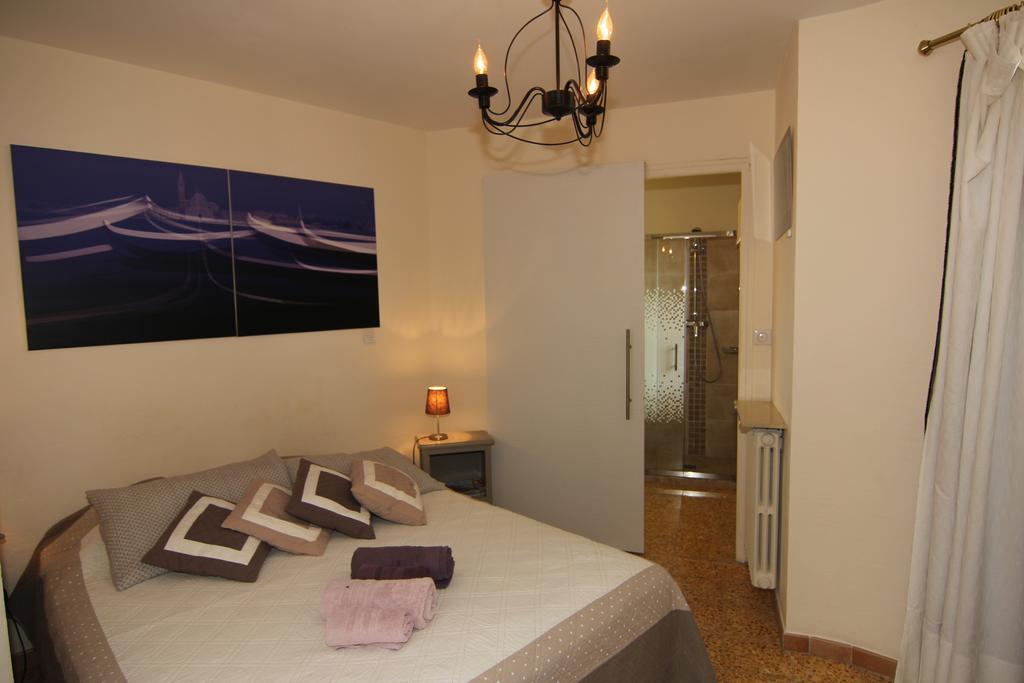 Bed and Breakfast La Tourrette Tourrettes-sur-Loup Exteriér fotografie