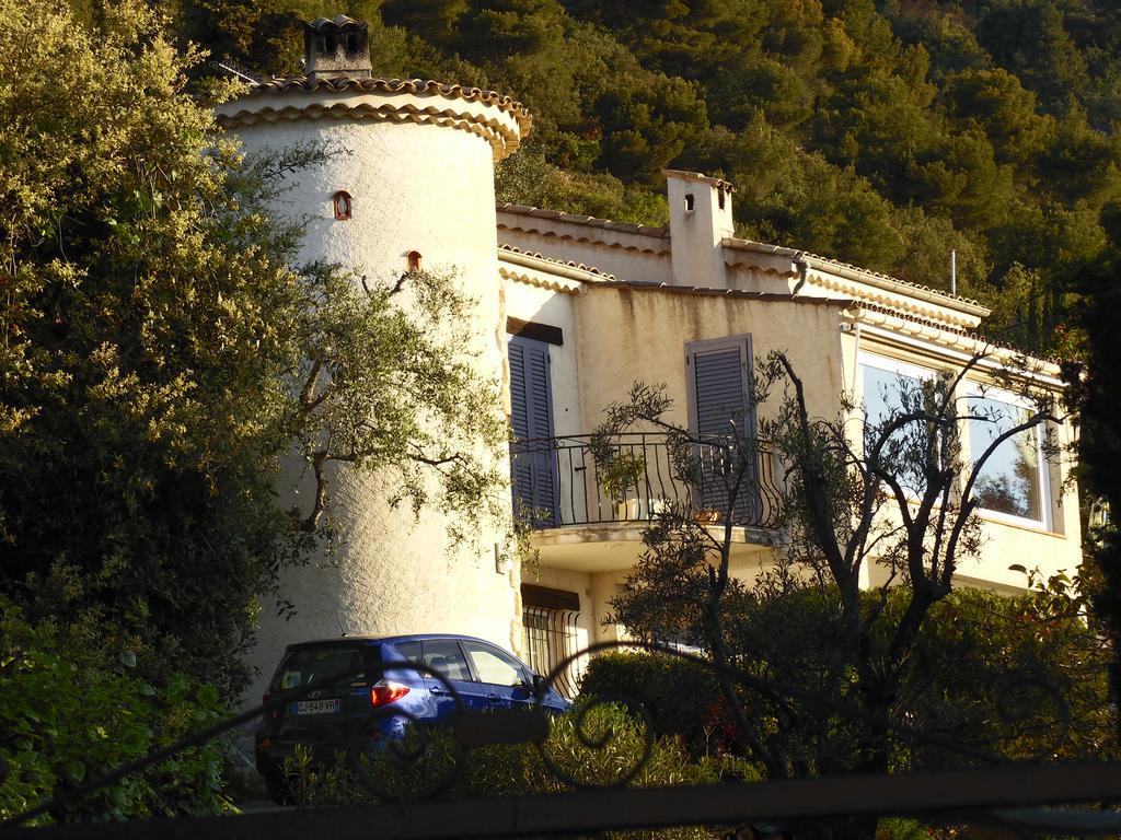 Bed and Breakfast La Tourrette Tourrettes-sur-Loup Exteriér fotografie